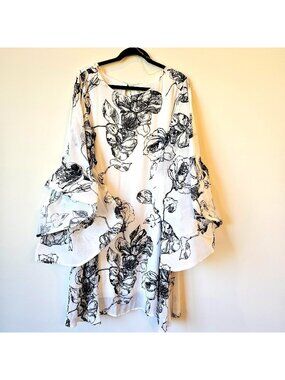 Dalin Flowy Black & White Floral 3X Dress Bell Sleeves Elegant Whimsy fairycore